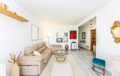 Resale - Apartment - Middle Floor Apartment - Benalmádena - Benalmadena Costa