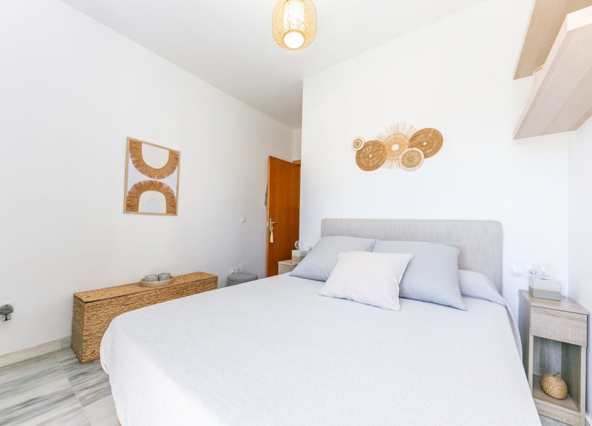 Resale - Apartment - Middle Floor Apartment - Benalmádena - Benalmadena Costa