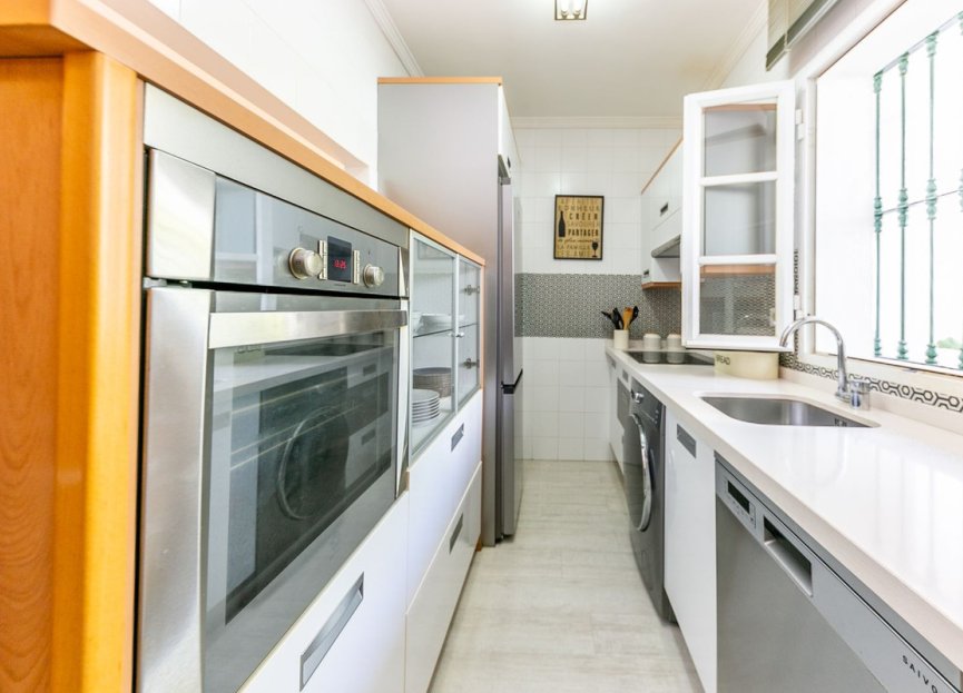 Resale - Apartment - Middle Floor Apartment - Benalmádena - Benalmadena Costa