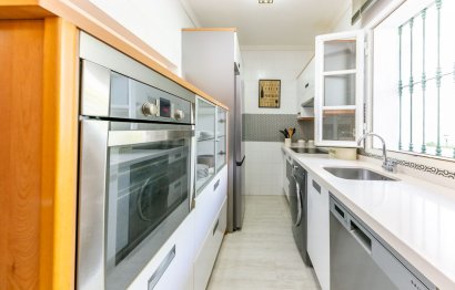 Resale - Apartment - Middle Floor Apartment - Benalmádena - Benalmadena Costa