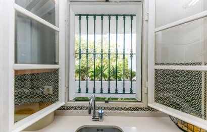 Resale - Apartment - Middle Floor Apartment - Benalmádena - Benalmadena Costa