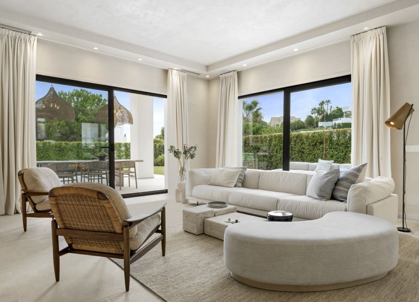 Resale - House - Detached Villa - Benahavís - Benahavís Centro