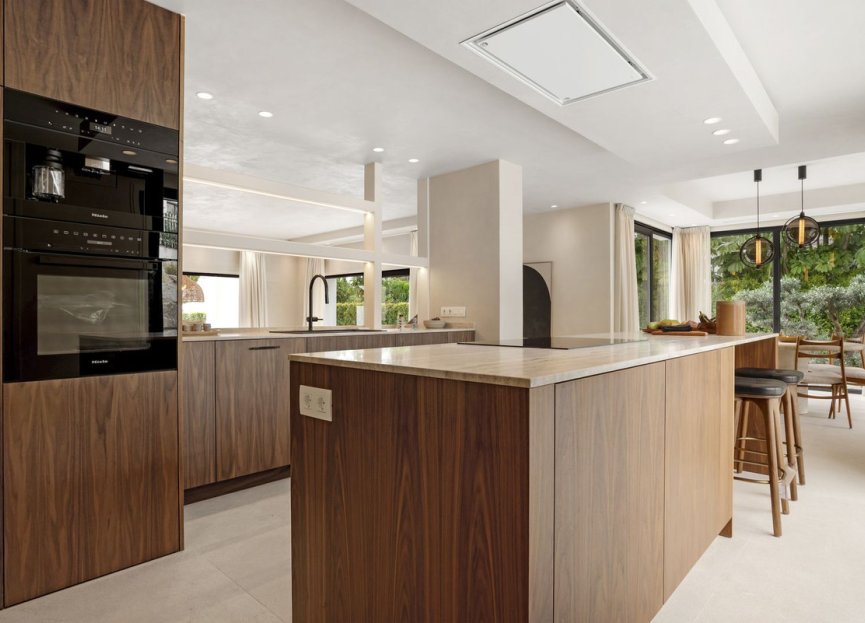 Resale - House - Detached Villa - Benahavís - Benahavís Centro