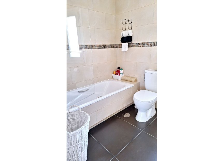 Resale - House - Townhouse - Manilva - La Duquesa