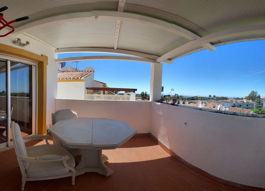Resale - Apartment - Top Floor Apartment - Estepona - Diana Park