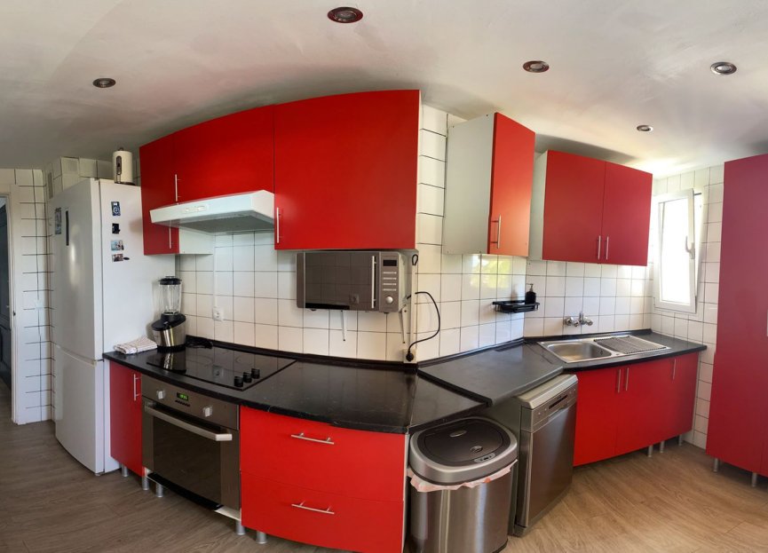 Resale - Apartment - Top Floor Apartment - Estepona - Diana Park