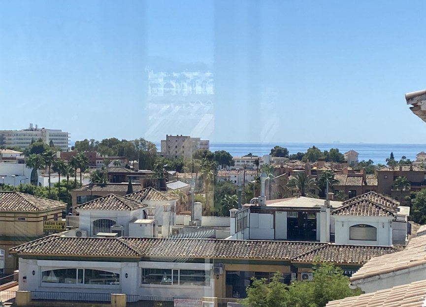 Resale - Apartment - Top Floor Apartment - Estepona - Diana Park