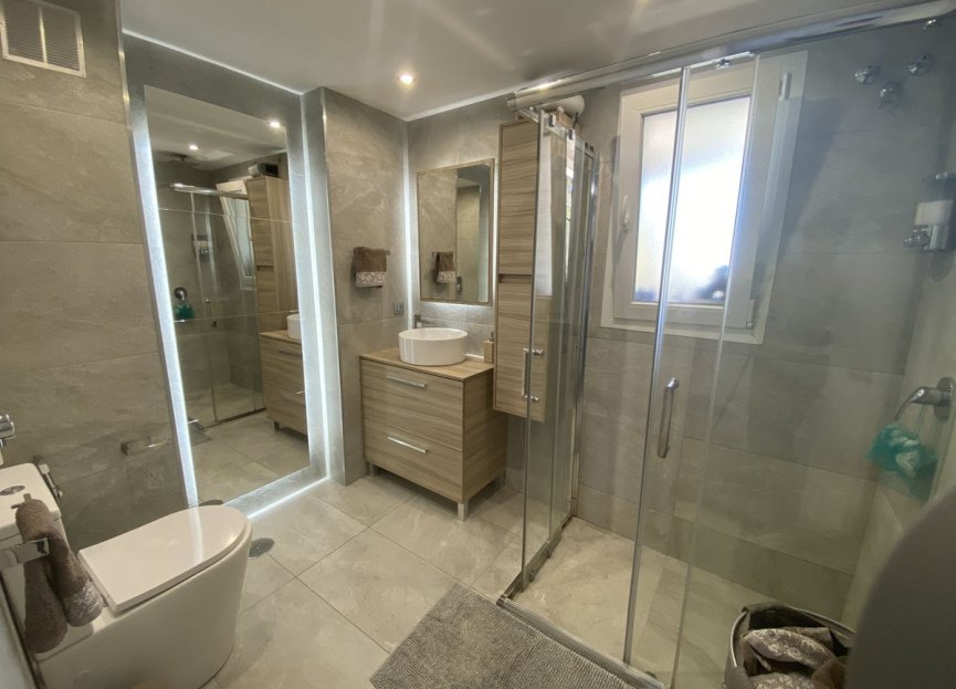 Resale - Apartment - Top Floor Apartment - Estepona - Diana Park