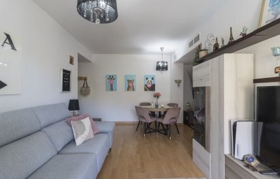 Resale - Apartment - Middle Floor Apartment - Benalmádena - Benalmadena Centro