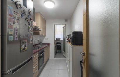 Resale - Apartment - Middle Floor Apartment - Benalmádena - Benalmadena Centro