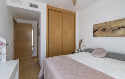 Resale - Apartment - Middle Floor Apartment - Benalmádena - Benalmadena Centro