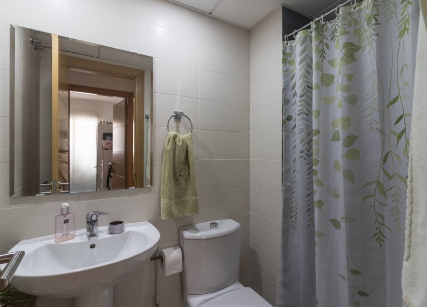 Resale - Apartment - Middle Floor Apartment - Benalmádena - Benalmadena Centro