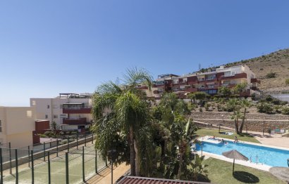 Resale - Apartment - Middle Floor Apartment - Benalmádena - Benalmadena Centro