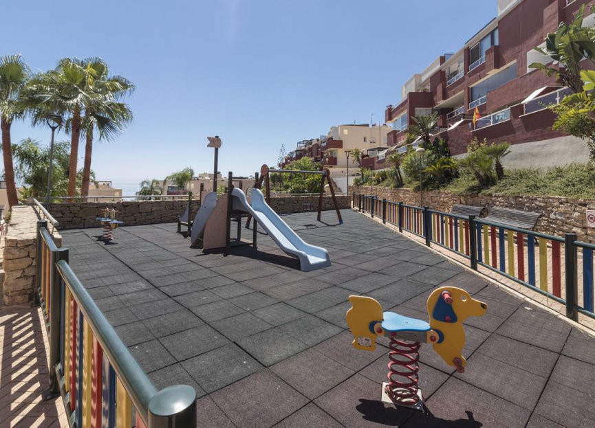 Resale - Apartment - Middle Floor Apartment - Benalmádena - Benalmadena Centro