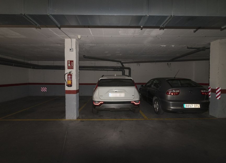 Resale - Apartment - Middle Floor Apartment - Benalmádena - Benalmadena Centro