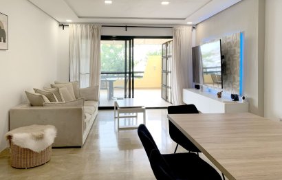 Resale - Ground floor apartment - Estepona - Selwo