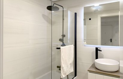 Resale - Ground floor apartment - Estepona - Selwo