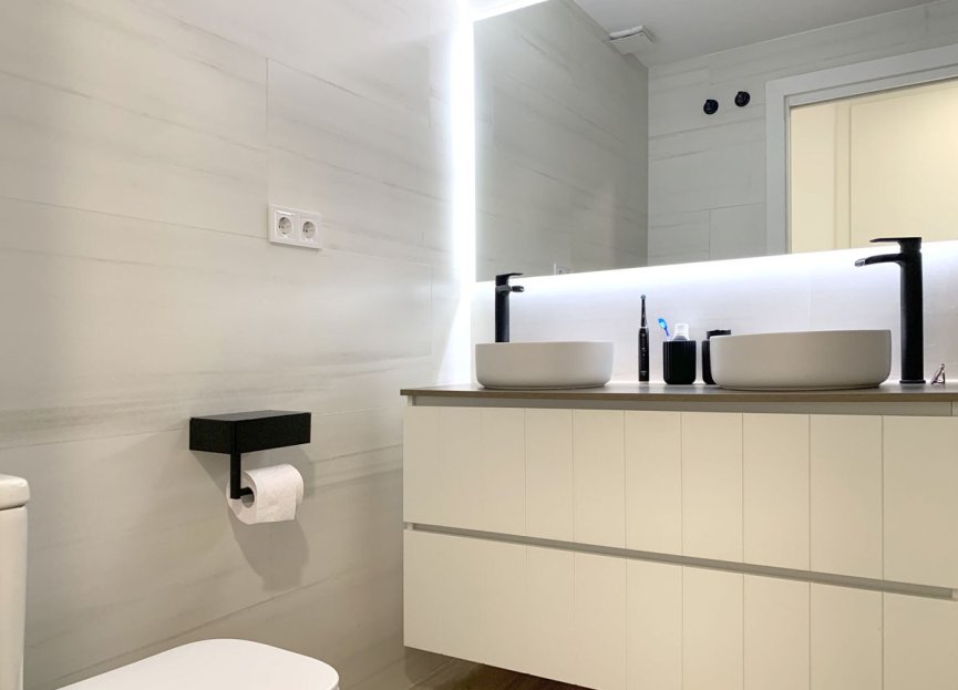 Resale - Ground floor apartment - Estepona - Selwo