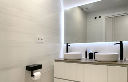 Resale - Ground floor apartment - Estepona - Selwo