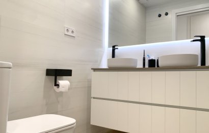 Resale - Ground floor apartment - Estepona - Selwo