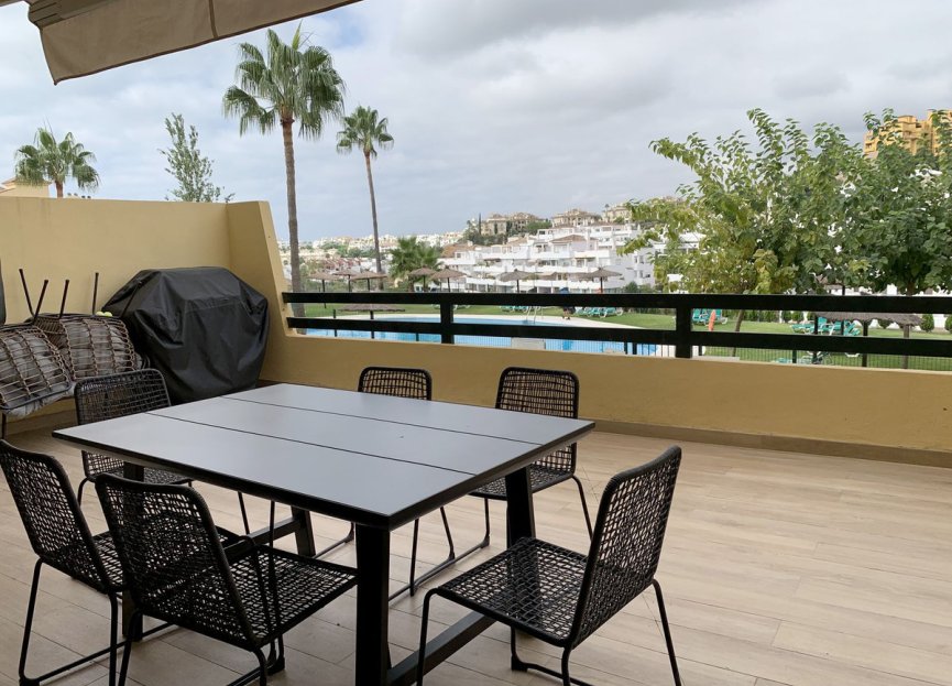 Resale - Ground floor apartment - Estepona - Selwo
