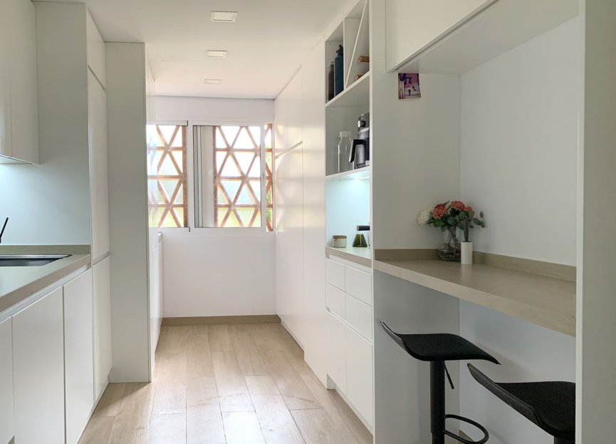 Resale - Ground floor apartment - Estepona - Selwo