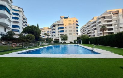 Resale - Apartment - Middle Floor Apartment - Marbella - Nueva Andalucia