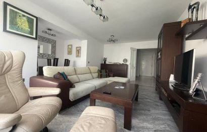 Resale - Apartment - Middle Floor Apartment - Marbella - Nueva Andalucia