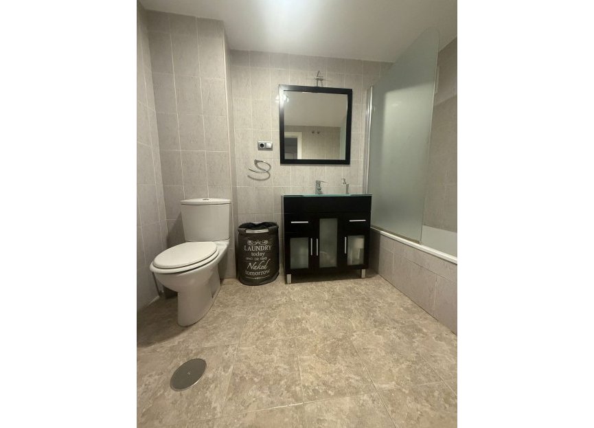 Resale - Apartment - Middle Floor Apartment - Marbella - Nueva Andalucia