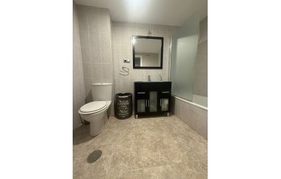 Resale - Apartment - Middle Floor Apartment - Marbella - Nueva Andalucia