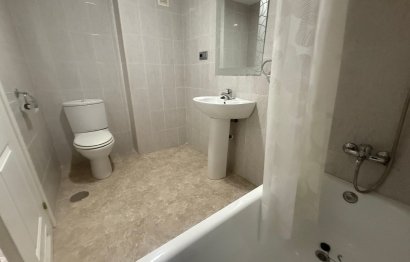 Resale - Apartment - Middle Floor Apartment - Marbella - Nueva Andalucia