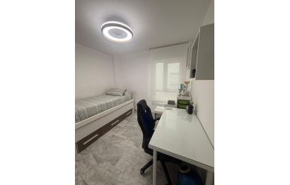 Resale - Apartment - Middle Floor Apartment - Marbella - Nueva Andalucia