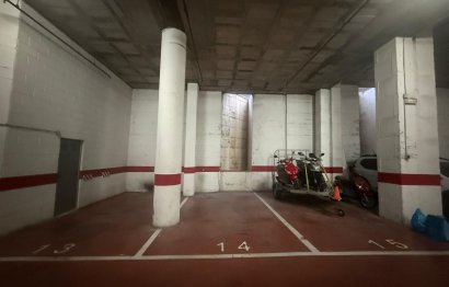 Resale - Apartment - Middle Floor Apartment - Marbella - Nueva Andalucia