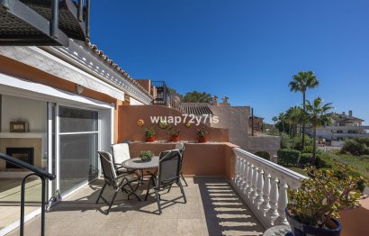 Resale - Apartment - Penthouse - Estepona - Estepona Centro
