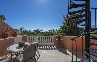 Resale - Apartment - Penthouse - Estepona - Estepona Centro