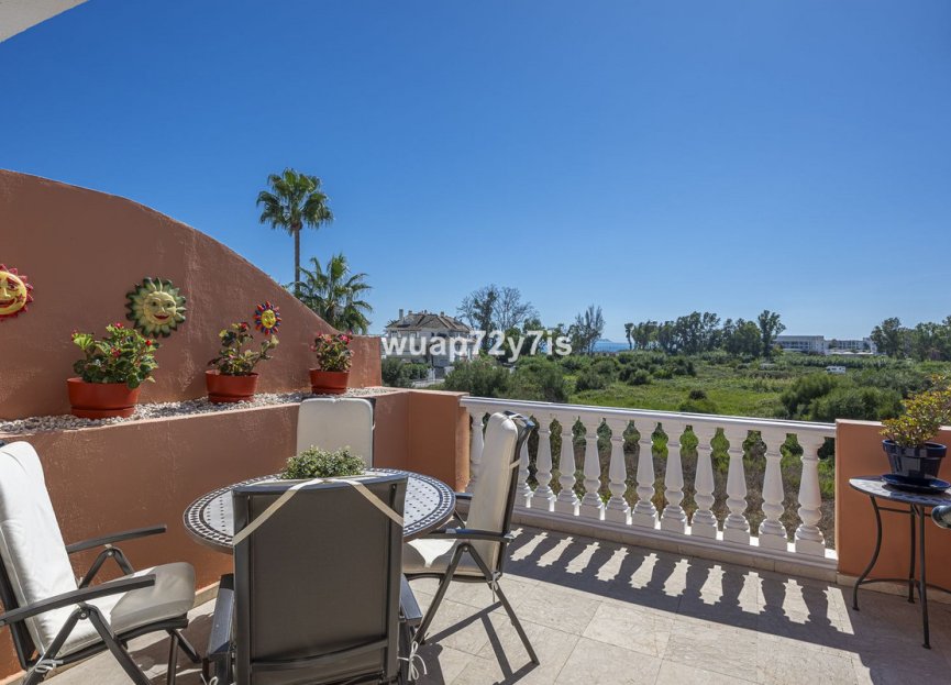 Resale - Apartment - Penthouse - Estepona - Estepona Centro