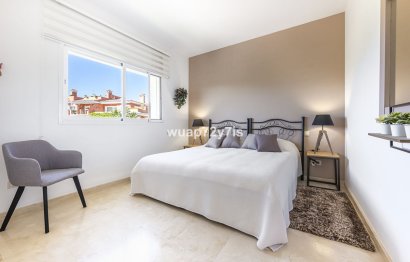 Resale - Apartment - Penthouse - Estepona - Estepona Centro