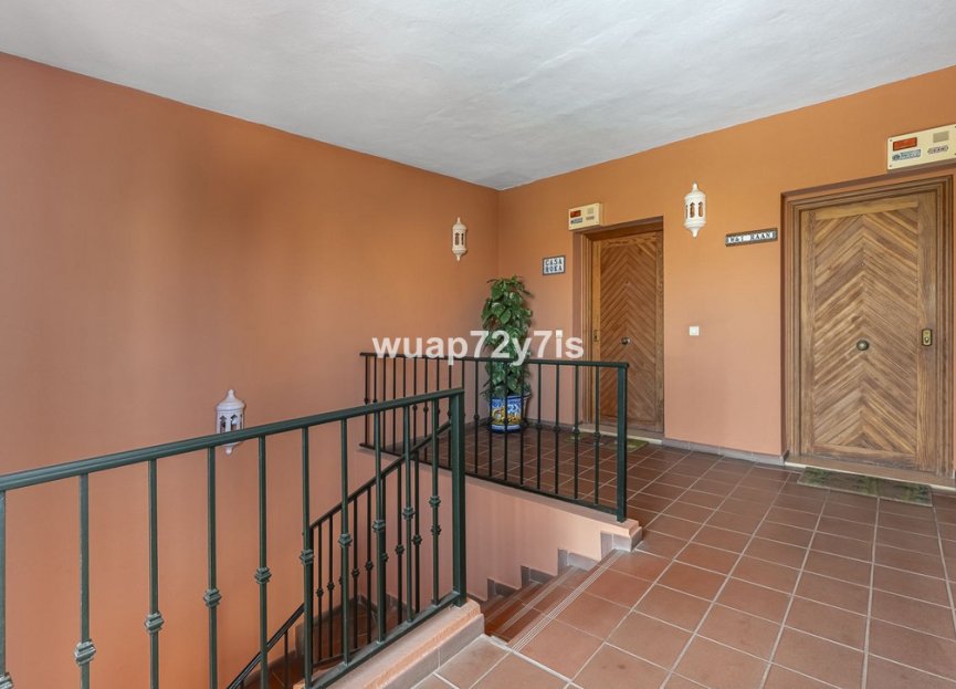 Resale - Apartment - Penthouse - Estepona - Estepona Centro