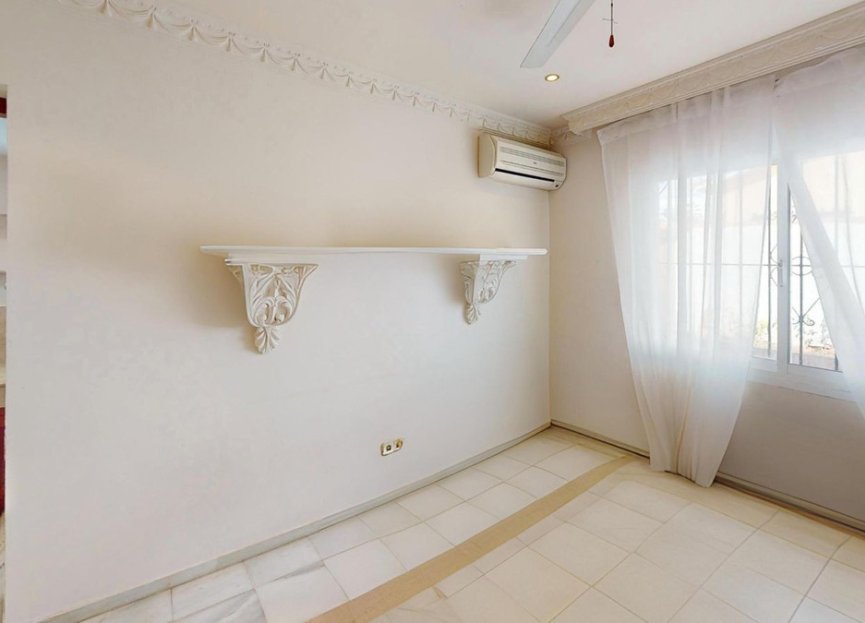 Reventa - House - Detached Villa - Estepona - Costalita