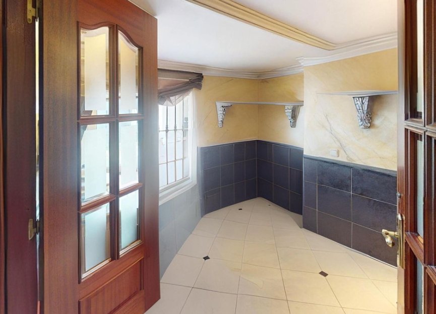 Reventa - House - Detached Villa - Estepona - Costalita