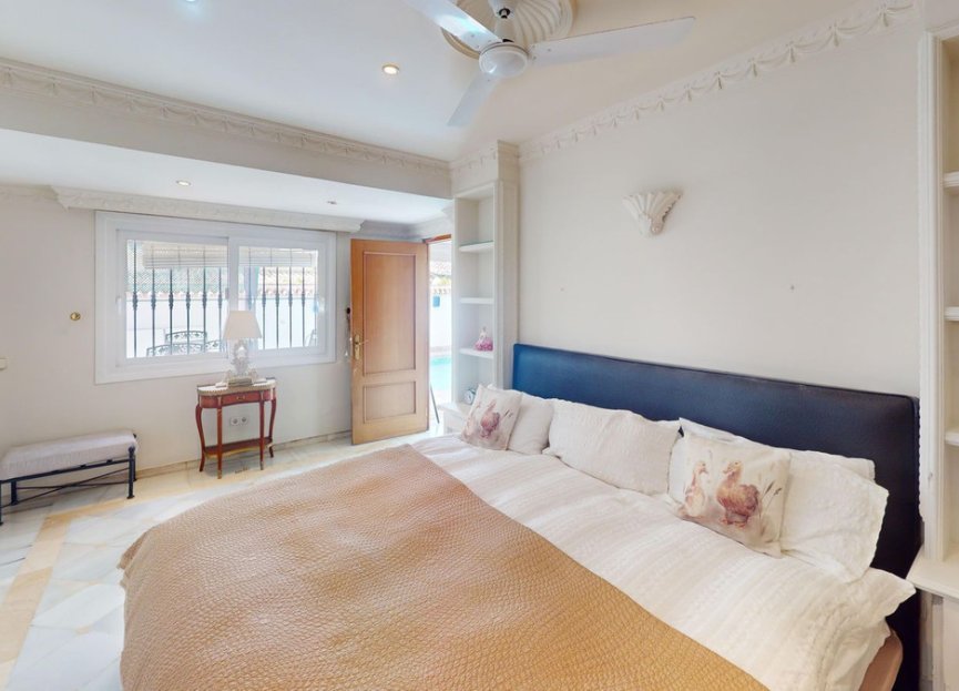 Reventa - House - Detached Villa - Estepona - Costalita