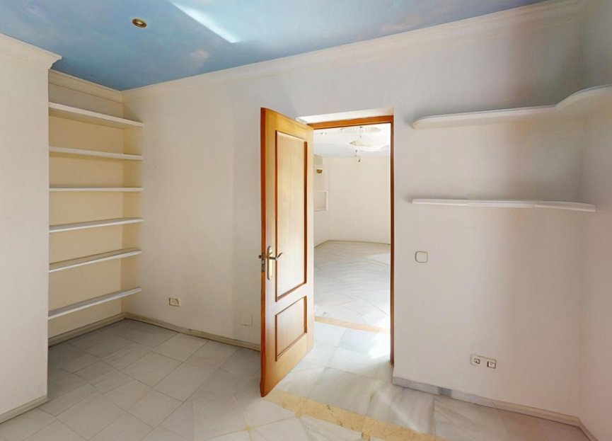 Reventa - House - Detached Villa - Estepona - Costalita