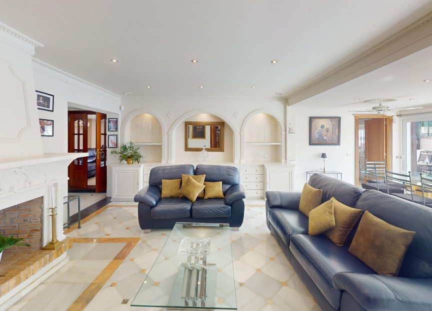 Reventa - House - Detached Villa - Estepona - Costalita