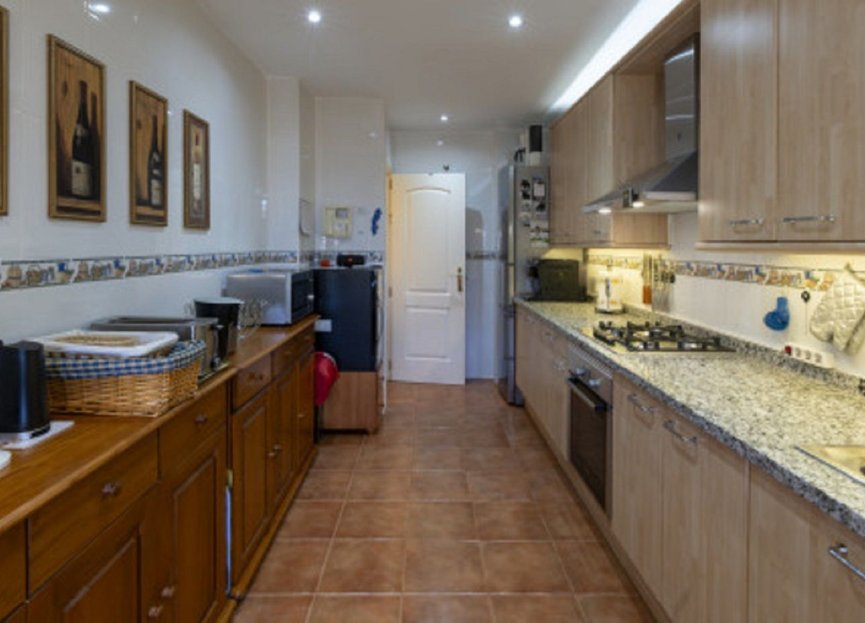 Resale - Apartment - Middle Floor Apartment - Marbella - San Pedro De Alcantara