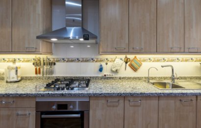 Resale - Apartment - Middle Floor Apartment - Marbella - San Pedro De Alcantara