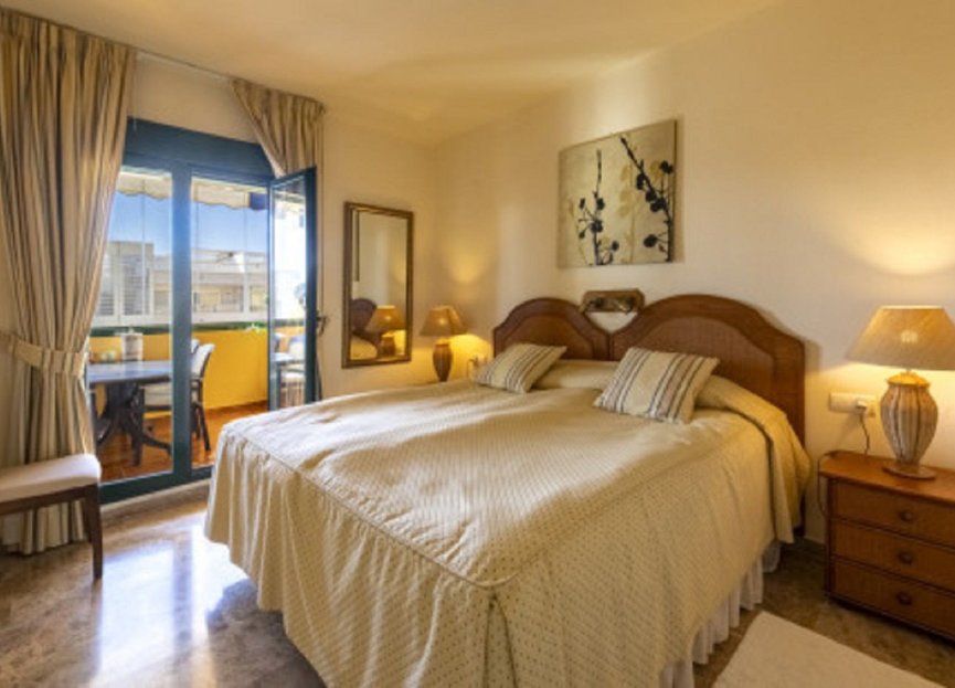 Resale - Apartment - Middle Floor Apartment - Marbella - San Pedro De Alcantara