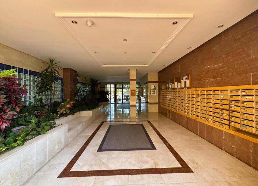 Resale - Apartment - Middle Floor Apartment - Marbella - San Pedro De Alcantara