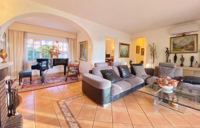 Resale - House - Detached Villa - Marbella - Marbella Centro