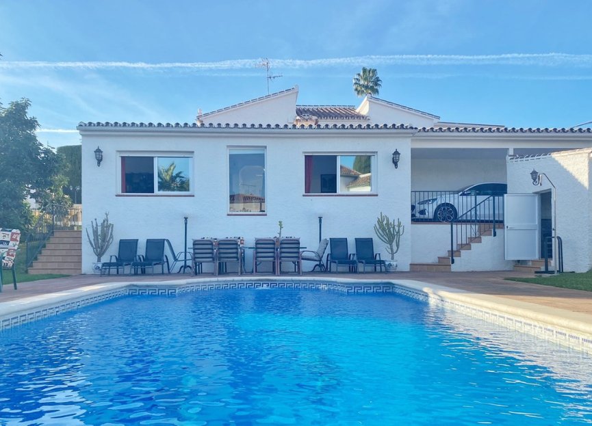 Resale - House - Detached Villa - Marbella - Marbella Centro