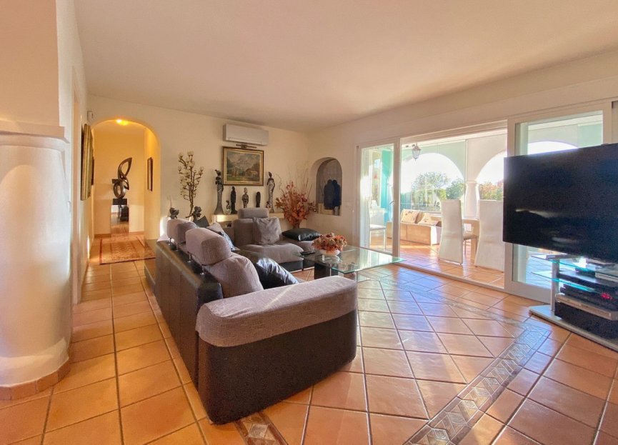 Resale - House - Detached Villa - Marbella - Marbella Centro